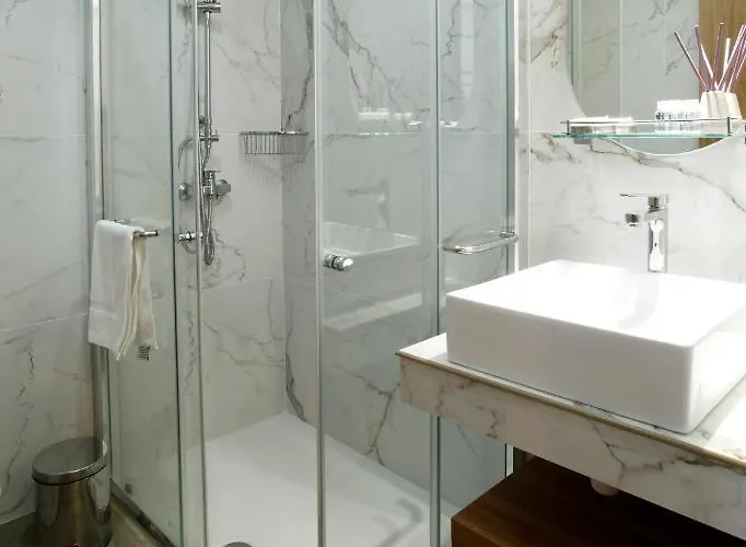 Cosmopolis Multi-venue アパートホテル 3*