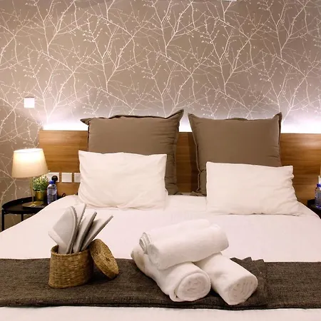 Cosmopolis Multi-venue 3*