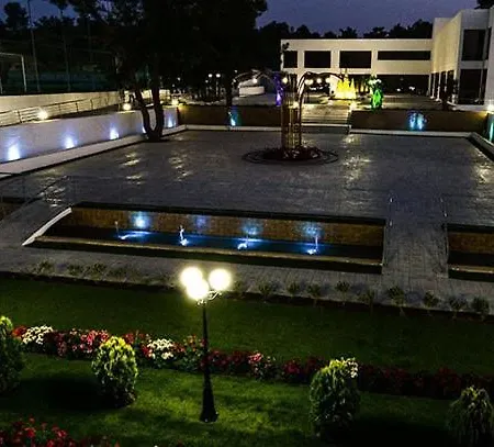 Cosmopolis Multi-venue Apart-hotel Larnaca